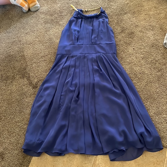 Mid length dress worn once, gold detail around the neck no sleeves - Picture 1 of 4